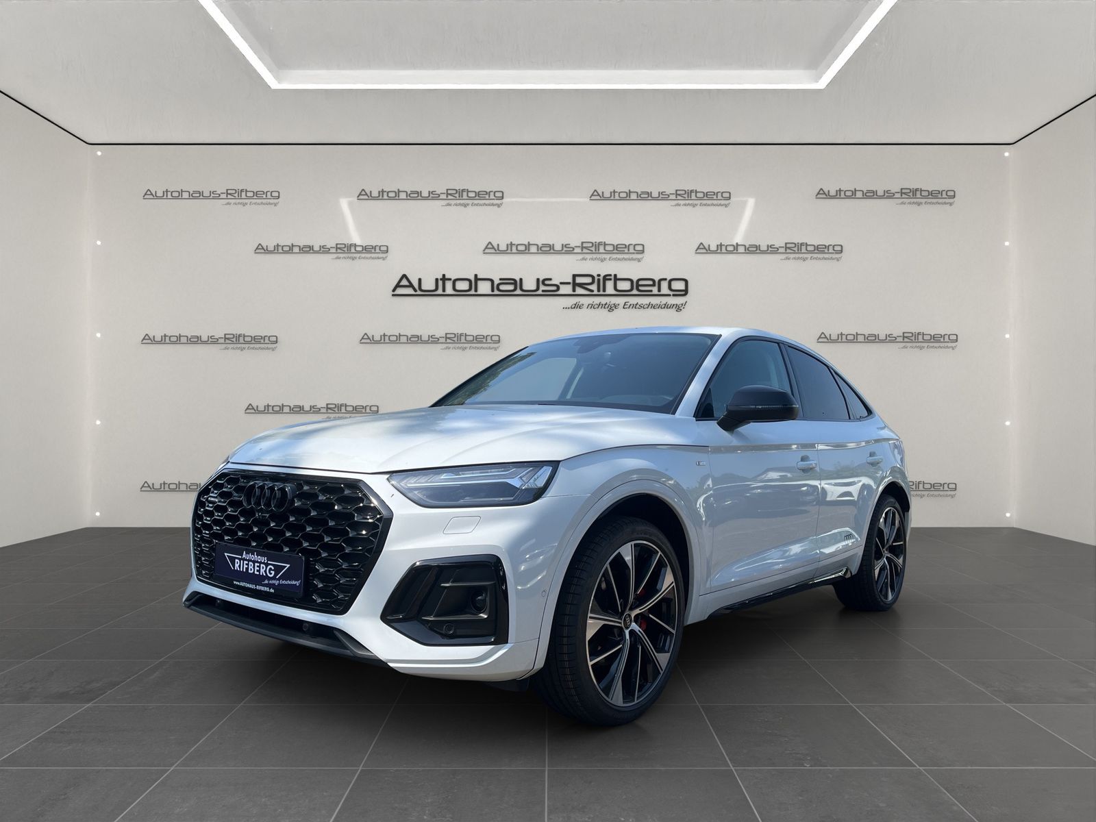Audi Q5 40 TDI Q edition one S-tronic PanD/21Zoll/AHK