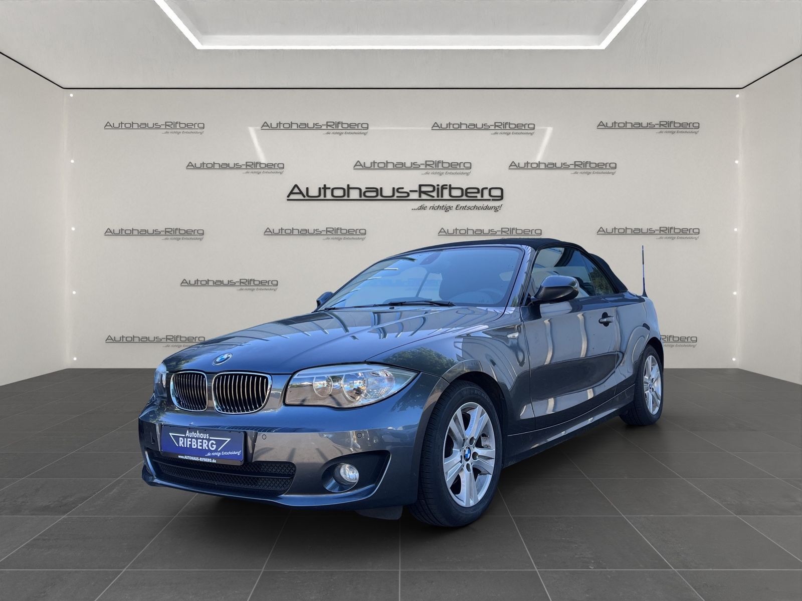 BMW 118 i Cabrio Automatik Leder/Navi/PDC/Klima/Alu