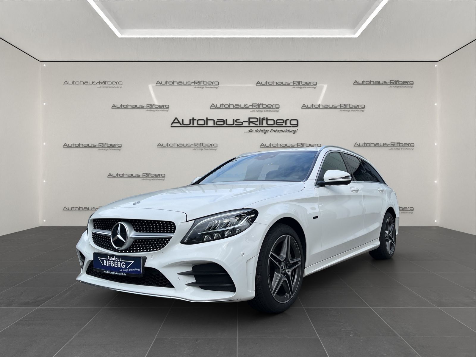 Mercedes-Benz C 300 T e 9-G AMG Business Plus/LED/Navi/18Zoll