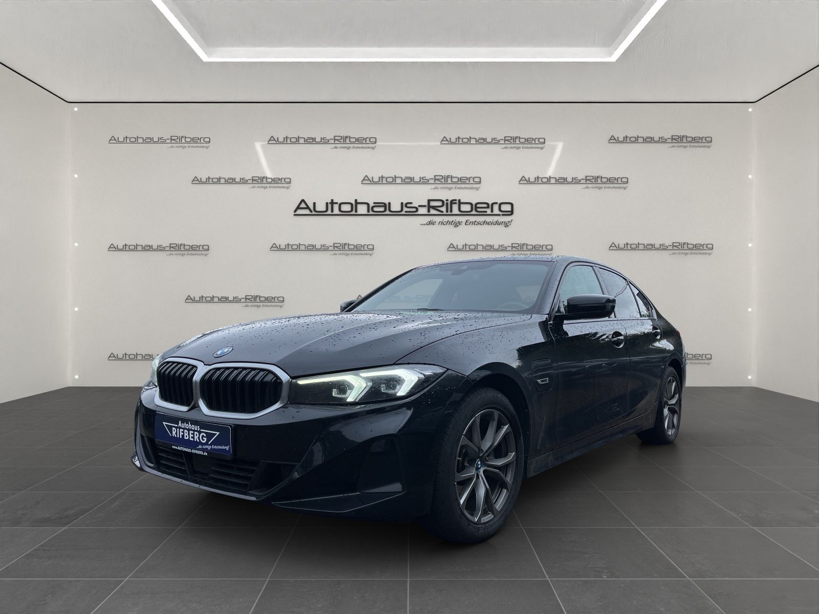 BMW 320 e LIMOUSINE/LIVE COCKPIT PLUS/PDC/17Z/DAB
