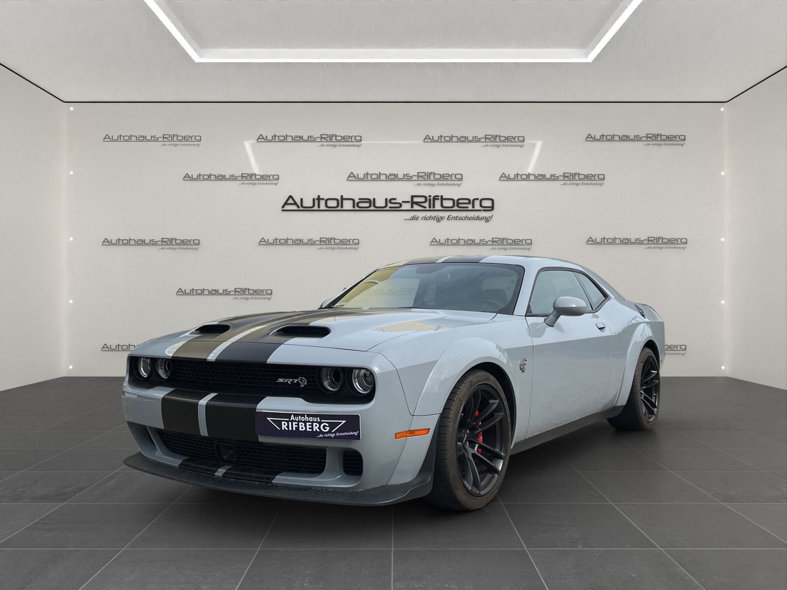Dodge Challenger SRT Hellcat