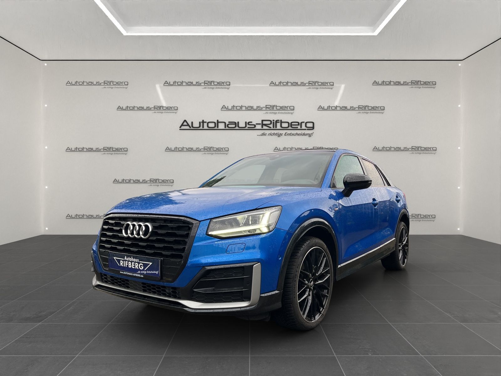 Audi Q2 35 TDI S-LINE/S-TRO/NAVI/LED/AHK/19Z/ACC/B&O