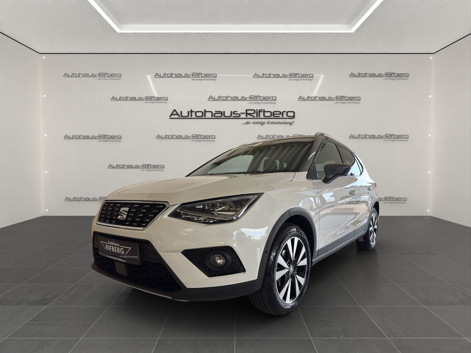 Seat Arona 1,6 TDI Xcellence/NAV/KAM/LED/AHK/LED/GRA