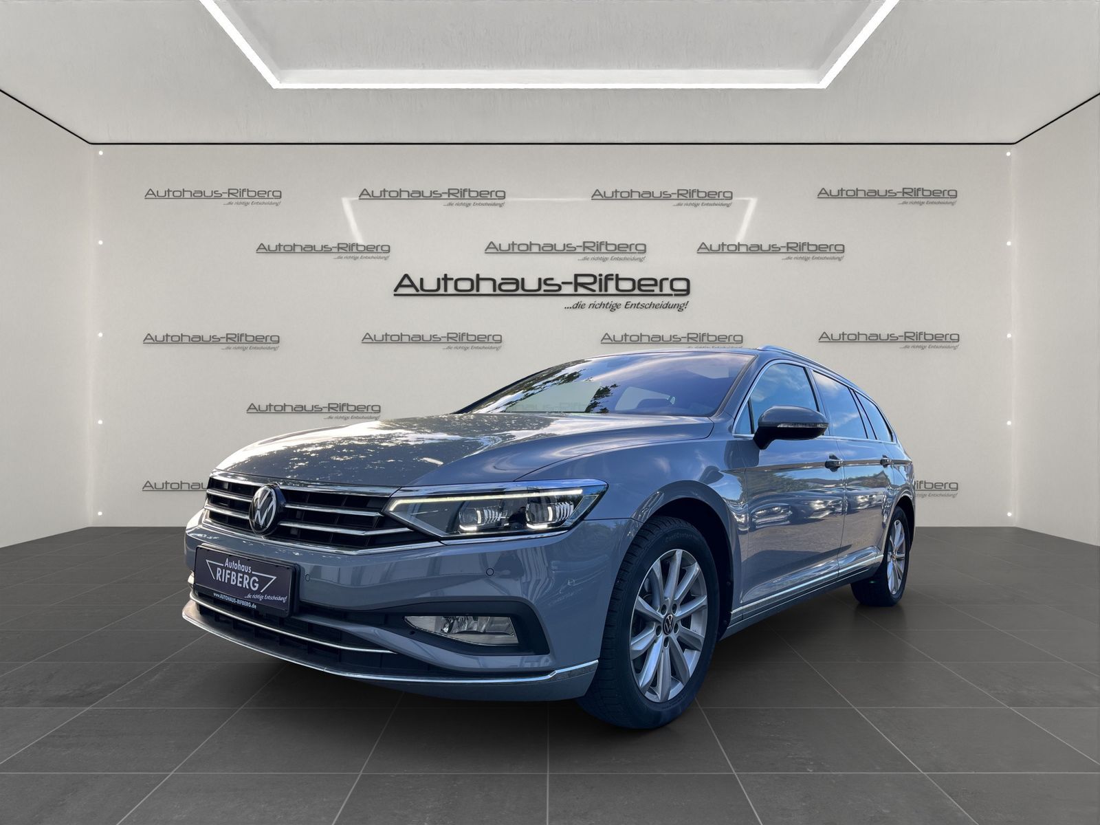 Volkswagen Passat Variant 2.0 TDI ELEGANCE/AHK/ACC/MATRIX