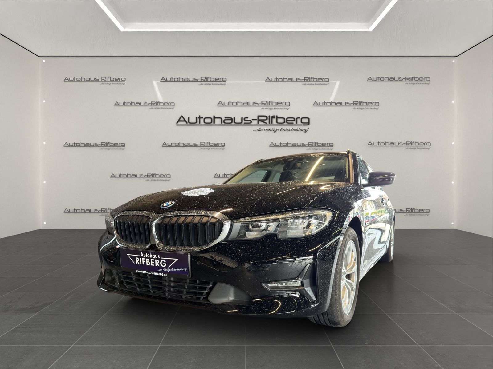 BMW 320 e 8G Touring AHK/LiveCockpit/LED/17Zoll/Conn